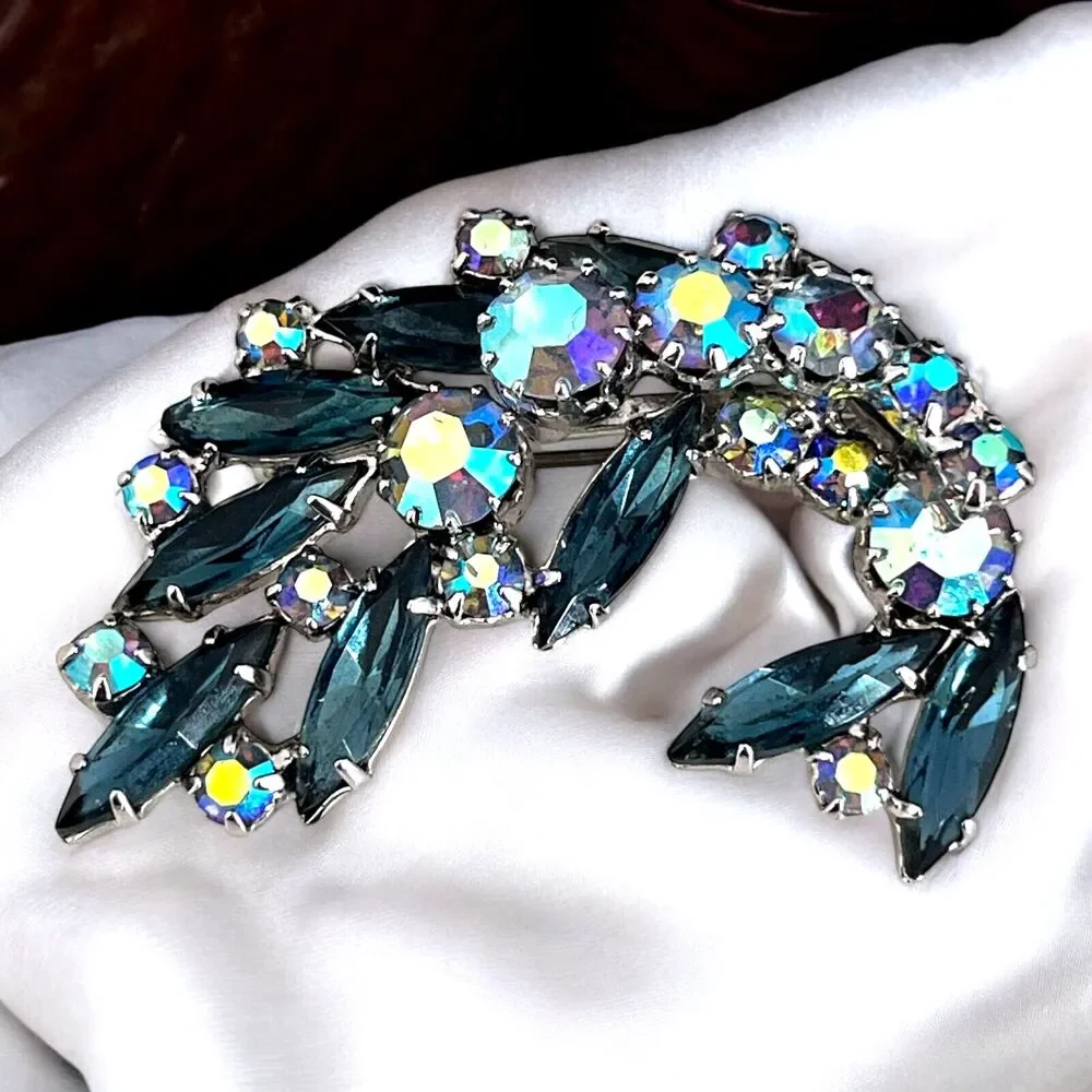 Vintage 1960s Rhinestone Brooch Blue Navette Aurora Borealis Silver Tone Pin- 8T